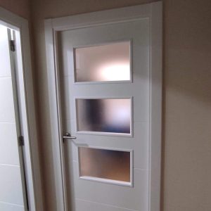 PUERTAS 3